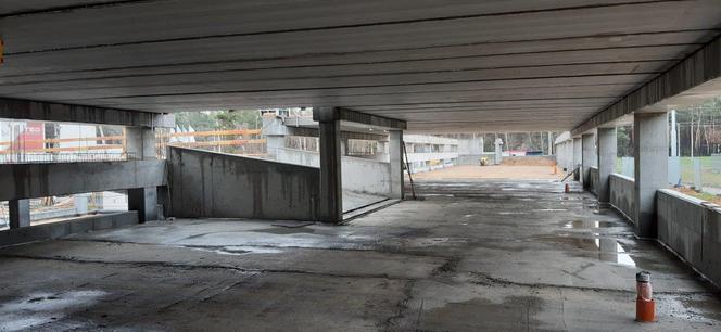 Trwa budowa parkingów P&R w Toruniu. Inwestycje łącznie kosztują ok. 31 milionów złotych