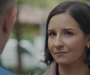 M jak miłość odc. 1886. Agnes (Amanda Mincewicz), Artur Rogowski (Robert Moskwa)