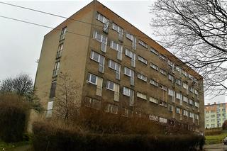 Budynek przy ul. Komuny Paryskiej