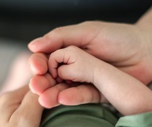 Urodził się przed czasem, rodzice zrzekli się praw. Piotruś szuka domu