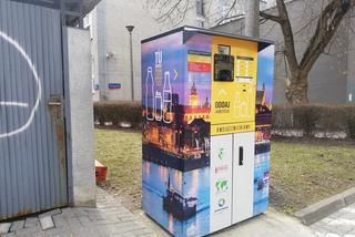 Rząd wprowadzi systemu kaucyjny na butelki. Co z recyklomatami na ulicach Warszawy?