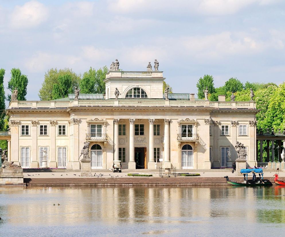Łazienki Królewskie przetrwały zabory i wojenną pożogę. Historia najsłynniejszego parku w Warszawie