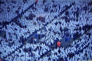 Ku Klux Klan na stadionie Leicester?! To zdjęcie przeraziło internautów!