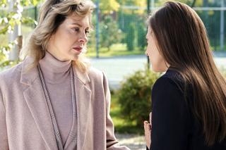 Barwy szczęścia odc. 2798: Dorota Kujawiak (Karina Seweryn), Gabrysia (Marta Juras)