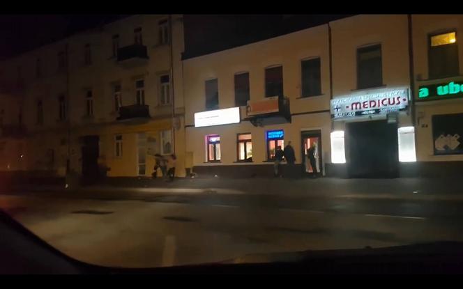 Bitwa dziewczyn o chłopaka