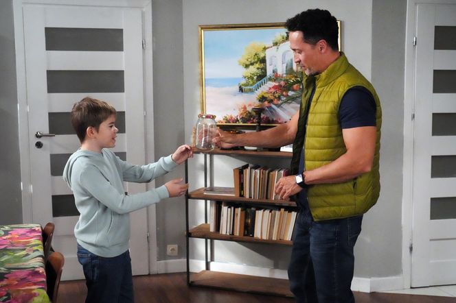 Barwy szczęścia, odcinek 2987: Mariusz zyska w oczach Ksawerego! Łukasz straci jedynego sojusznika - ZDJĘCIA