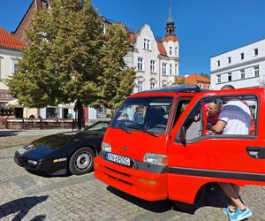 11. Zlot Pojazdów Zabytkowych. Klasyki motoryzacji opanowały Tarnowskie Góry