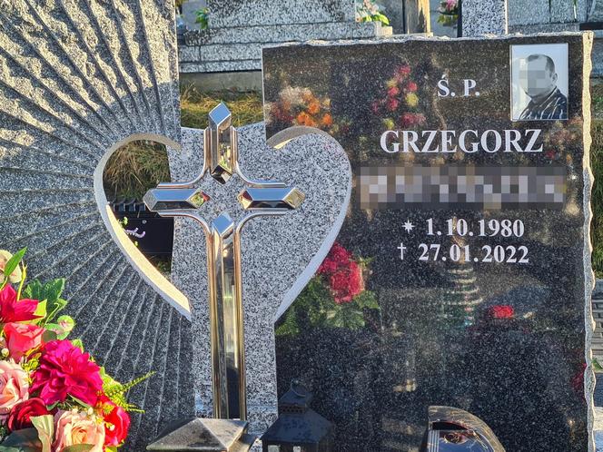 Grób Grzegorza z Oleszyc rok po śmierci