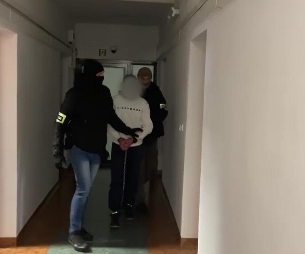 Morderstwo w sklepie w Niedomicach. 17-letni Marek zadał ekspedientce 21 ciosów nożem