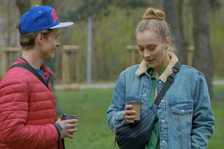 Barwy szczęścia, odcinek 2704: Biniu (Adam Stępnicki), Renata (Anna Mrozowska)