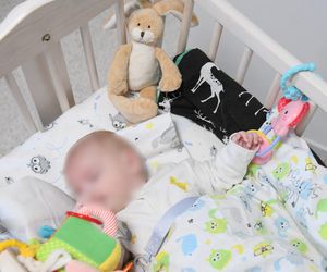 Maleńki Staś samotnie czeka w szpitalu na rodzinę