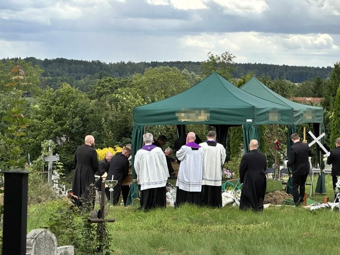 Pogrzeb Anity i Macieja. Lekarka i jej syn zginęli w Egipcie