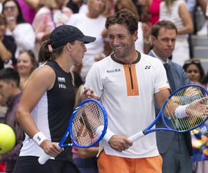 Iga Świątek/Casper Ruud (R) &f Madison Keys/Francis Tiafoe 