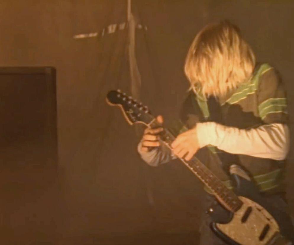 Sprzedano kostki do gitary Kurta Cobaina! Tysiące dolarów za piórko!