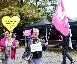 Marsz Równości w Katowicach 2025. Setki ludzi przeszło ulicami miasta. Były protesty