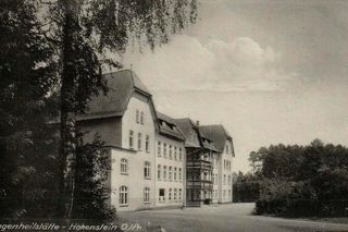 W tym szpitalu dawniej leczono tylko mężczyzn. Teraz jeżdżą tam pacjenci z całej Polski. Tak kiedyś wyglądał