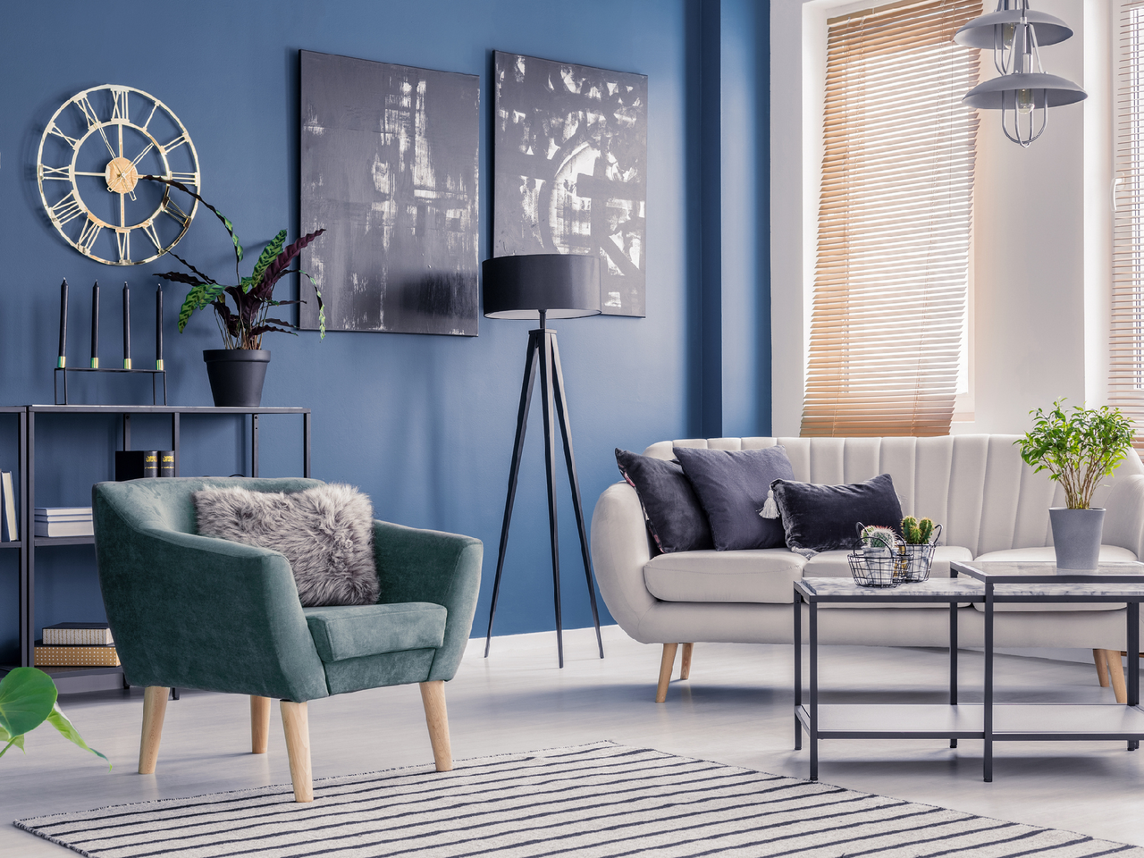 Niebanalne pomysły na malowanie ścian - efekt denim. Łatwy do wykonania efekt dekoracyjny