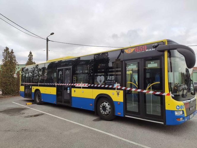 20-letni mieszkaniec Tarnowa strzelił z pistoletu do autobusu. Broń wyrzucił w czasie ucieczki