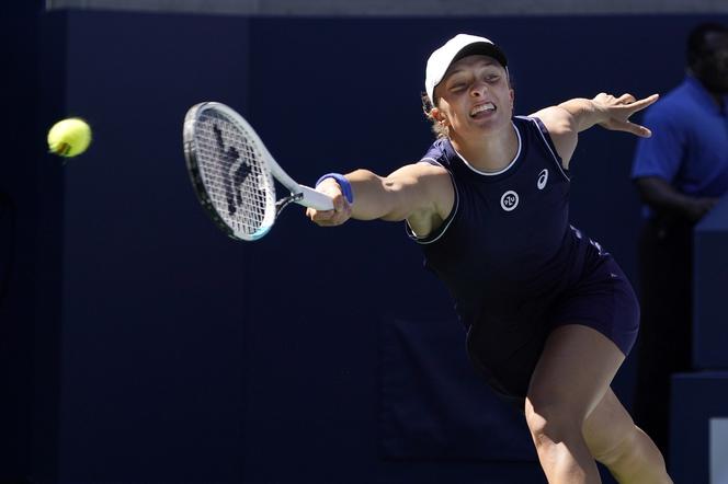 Świątek - Sabalenka Transmisja TV NA ŻYWO Gdzie obejrzeć WTA Finals Świątek - Sabalenka STREAM ONLINE LIVE 13.11 Iga Świątek w TV dzisiaj