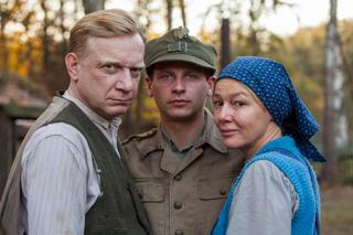 Stulecie Winnych: Kazia (Katarzyna Kwiatkowska), Władek (Arkadiusz Janiczek), Jasiek (Patryk Szwichtenberg)