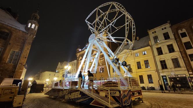 Świąteczny klimat opanowuje toruńską starówkę. Jarmark bożonarodzeniowy tradycyjnie na Rynku Staromiejskim