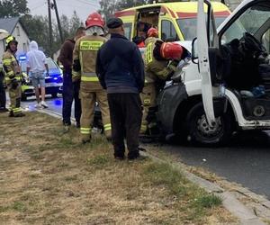 Wypadek w Skórcu. Cztery osoby przewieziono do szpitala