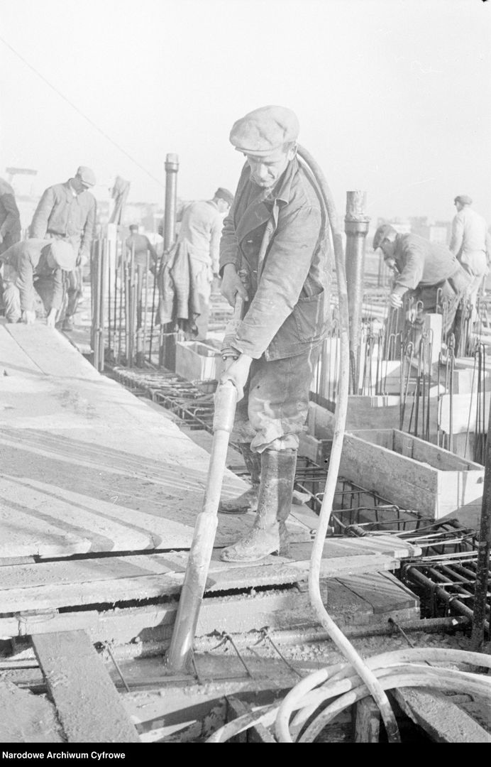 Główny Urząd Statystyczny w Warszawie w trakcie budowy