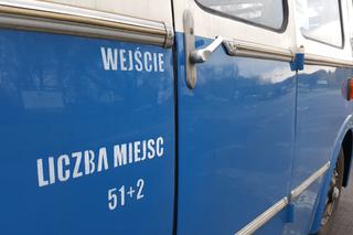 Kurs zabytkowym autobusem i rejs tramwajem wodnym