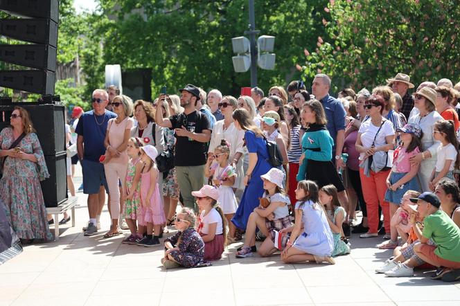 Piknik patriotyczny i koncert „Polskie Tańce Narodowe i Regionalne” na pl. Litewskim w Lublinie