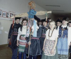 Pamiętasz szkołę z czasów PRL? Wspomnienia, które budzą nostalgię i uśmiech!