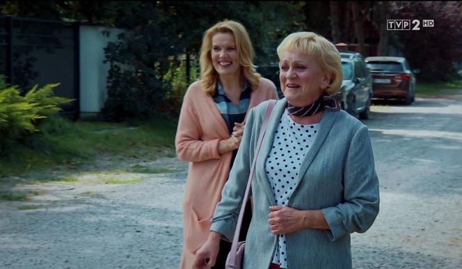 M jak miłość, odc. 1484. Kisielowa (Małgorzata Róźniatowska), Krystyna Banach (Dorota Chotecka-Pazura)