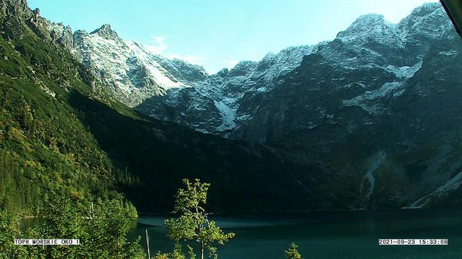 Tatry. Atak zimy zatrzymał remont szlaku na Rysy. Za dużo śniegu na szlaku