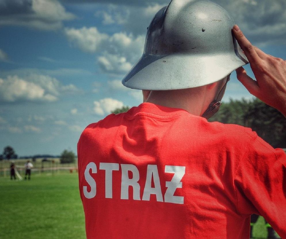 Wybuch podczas ćwiczeń strażaków z dziećmi. To dlatego eksplodował szklany zbiornik