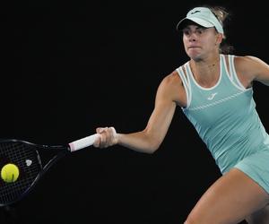 O której gra Linette Ćwierćfinał Linette - Pliskova O której godzinie mecz dzisiaj w nocy 1/4 finału Fatalne wiadomości dla kibiców! Australian Open Kiedy gra Linette 