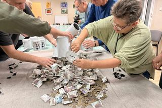 Rekordowa kwesta na rzecz zabytkowych grobów w Grudziądzu! Policzyli zebrane środki