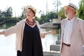 Barwy szczęścia odc. 3114. Józefina Rawiczowa (Elżbieta Jarosik), Andrzej Zastoja-Modelski (Leon Charewicz)