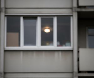 Niemowlę wyrzucone z okna w Rosji. Co stało się z 5-letnią siostrą?