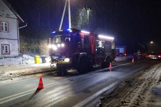 Samochód spadł z lewarka i przygniótł mężczyznę