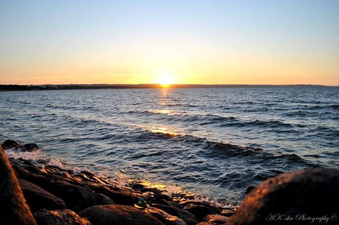 Zachód słońca na plaży w Nowym Porcie.