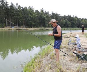Wokalista Budki Suflera znów zakochany! Wszystko na jaw wyszło na rybach