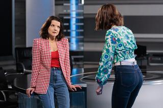 Na Wspólnej odc. 3664. Roma Lenarska (Julia Kamińska), Marta (Joanna Jabłczyńska)