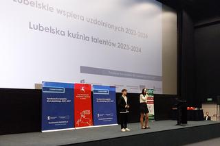 Uroczyste wręczenie stypendiów Marszałka Województwa Lubelskiego w CKF Stylowy w Zamościu