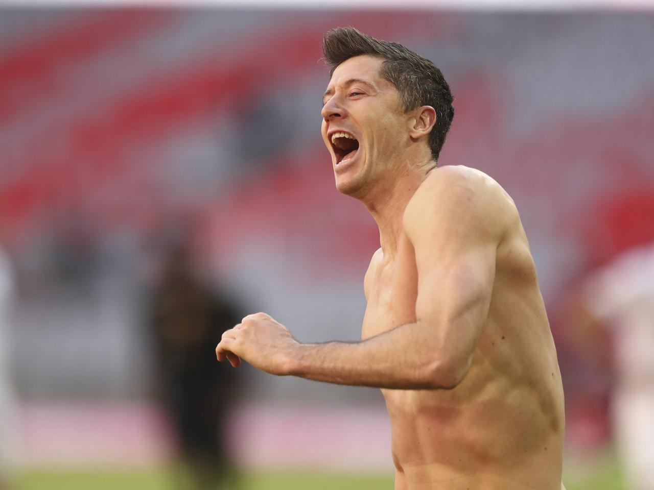 Tak Robert Lewandowski cieszył się z bramki na wagę rekordu. Niezwykłe sceny, co za radość kapitana polskiej kadry