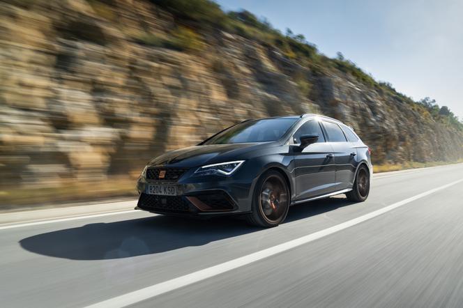 Nowy Leon Cupra R ST