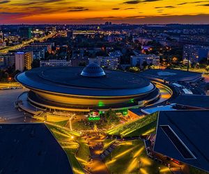 Przyjeżdżają z całego świata i robią tutaj selfie. Porównują do wieży Eiffla