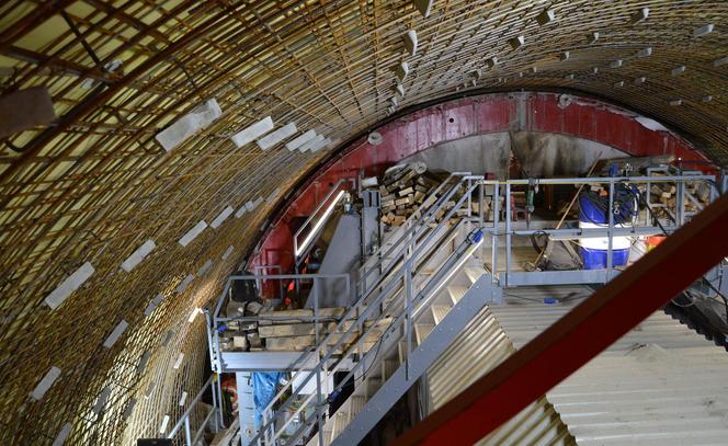 Poszerzają tunel kolejowy Wrocław Jelenia Góra