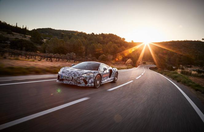 Nowy McLaren GT