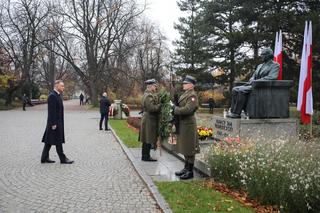 Andrzej Duda złożył wieńce przed pomnikami Ojców Niepodległości
