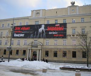 Funkcjonariusze ZOMO w centrum Lublina