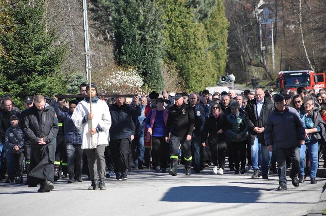 Droga Krzyżowa z Nowej Słupi na Święty Krzyż